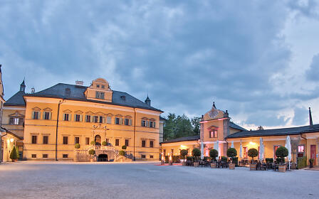 Außenansicht Gasthaus zu Schloss Hellbrunn