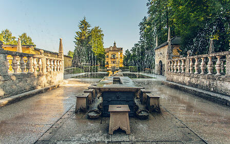 Wasserspiele Schloss Hellbrunn Fürstentisch