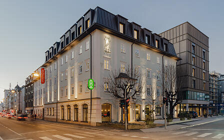 Hotel zum Hirschen Salzburg Außenansicht