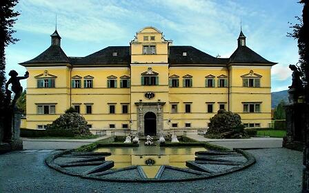 Außenansicht Schloss Hellbrunn