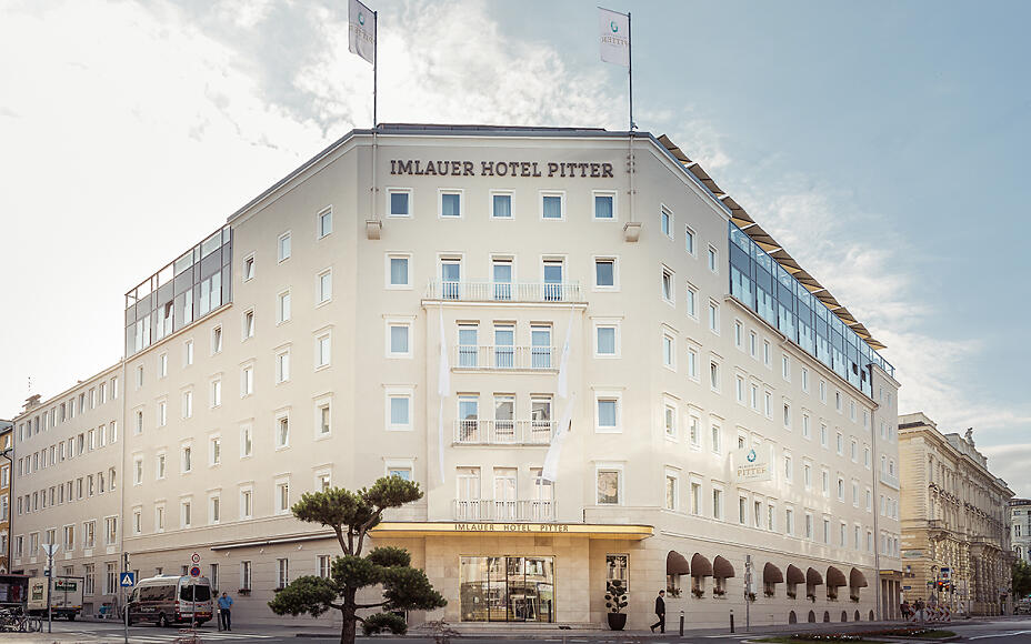 Main entrance hotel